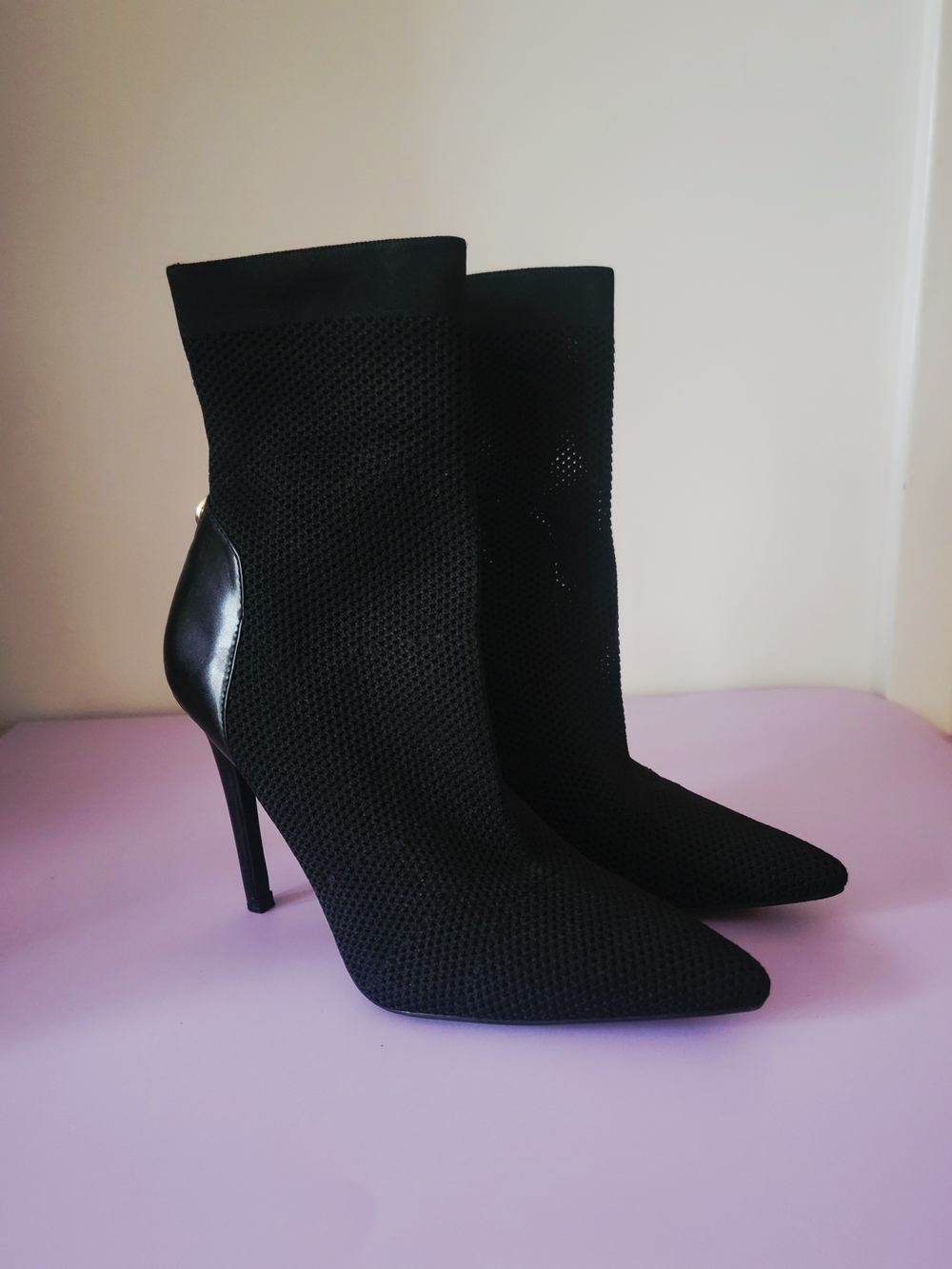 Guess Onegirl Black Knit Pointed Toe Stiletto Sock Booties - Size 7M